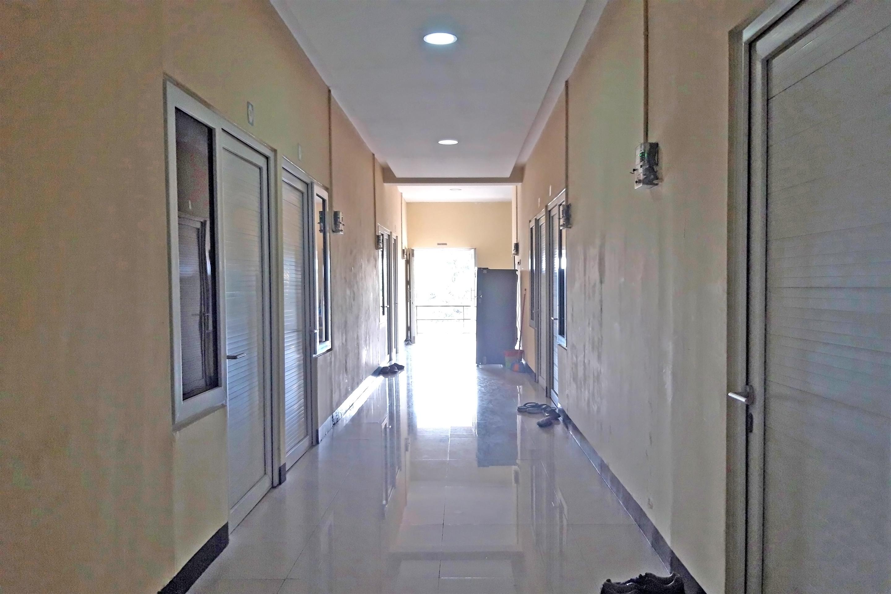 Oyo 1815 Gatsu Residence Semarang Exteriér fotografie