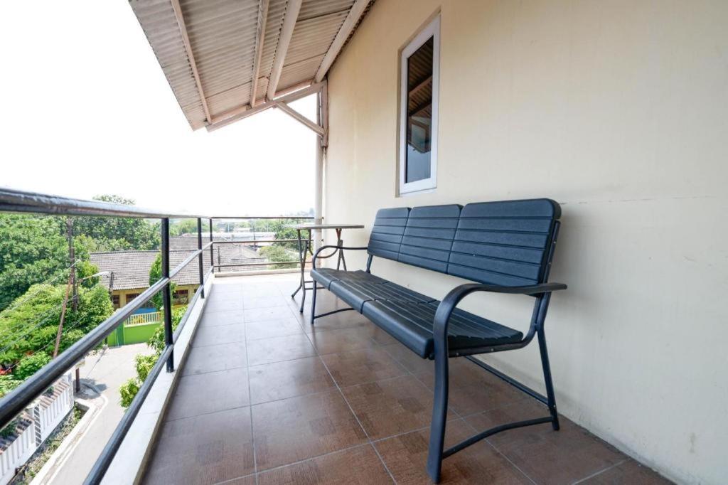 Oyo 1815 Gatsu Residence Semarang Exteriér fotografie